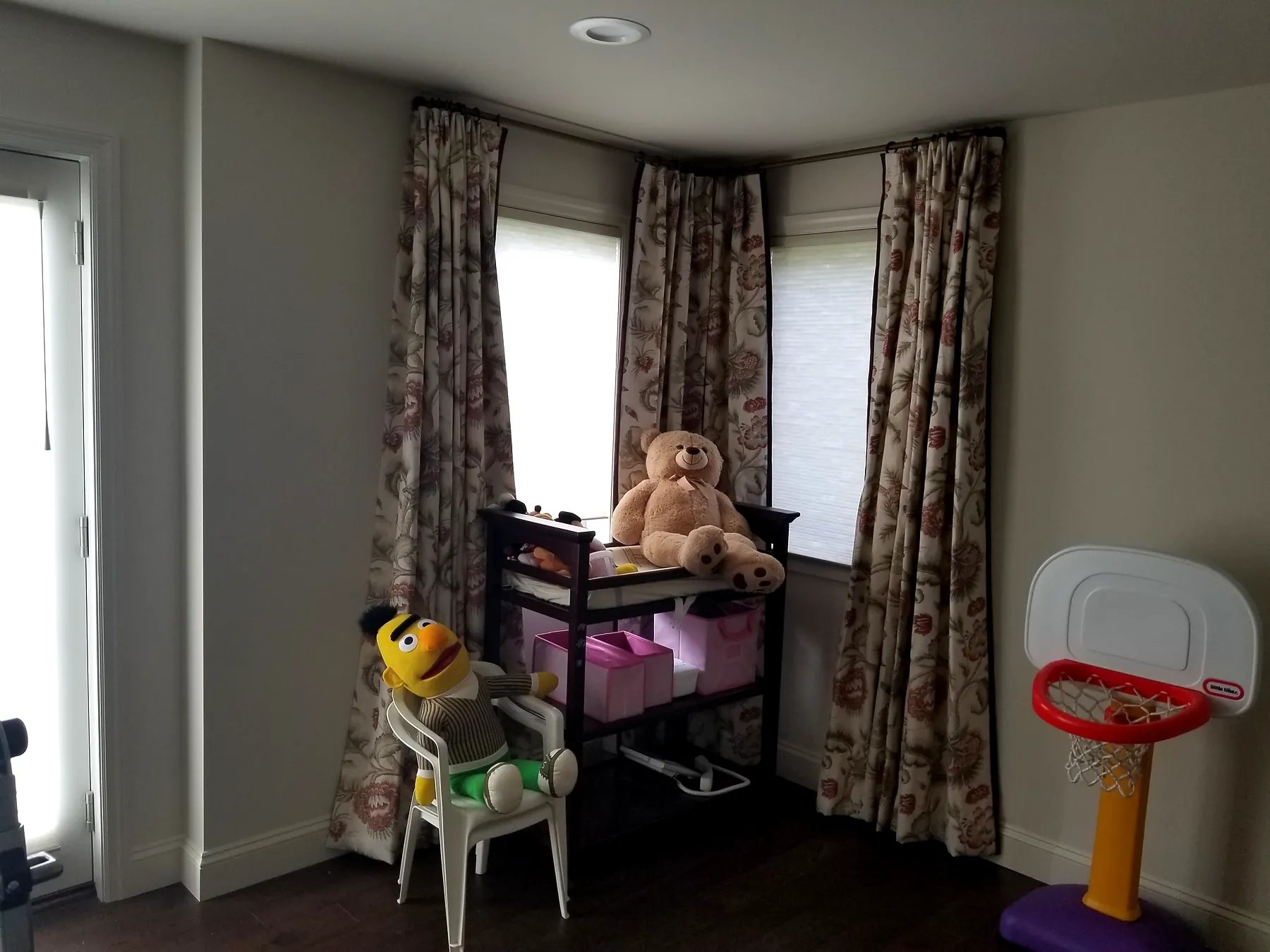 Custom Drapery & Curtains