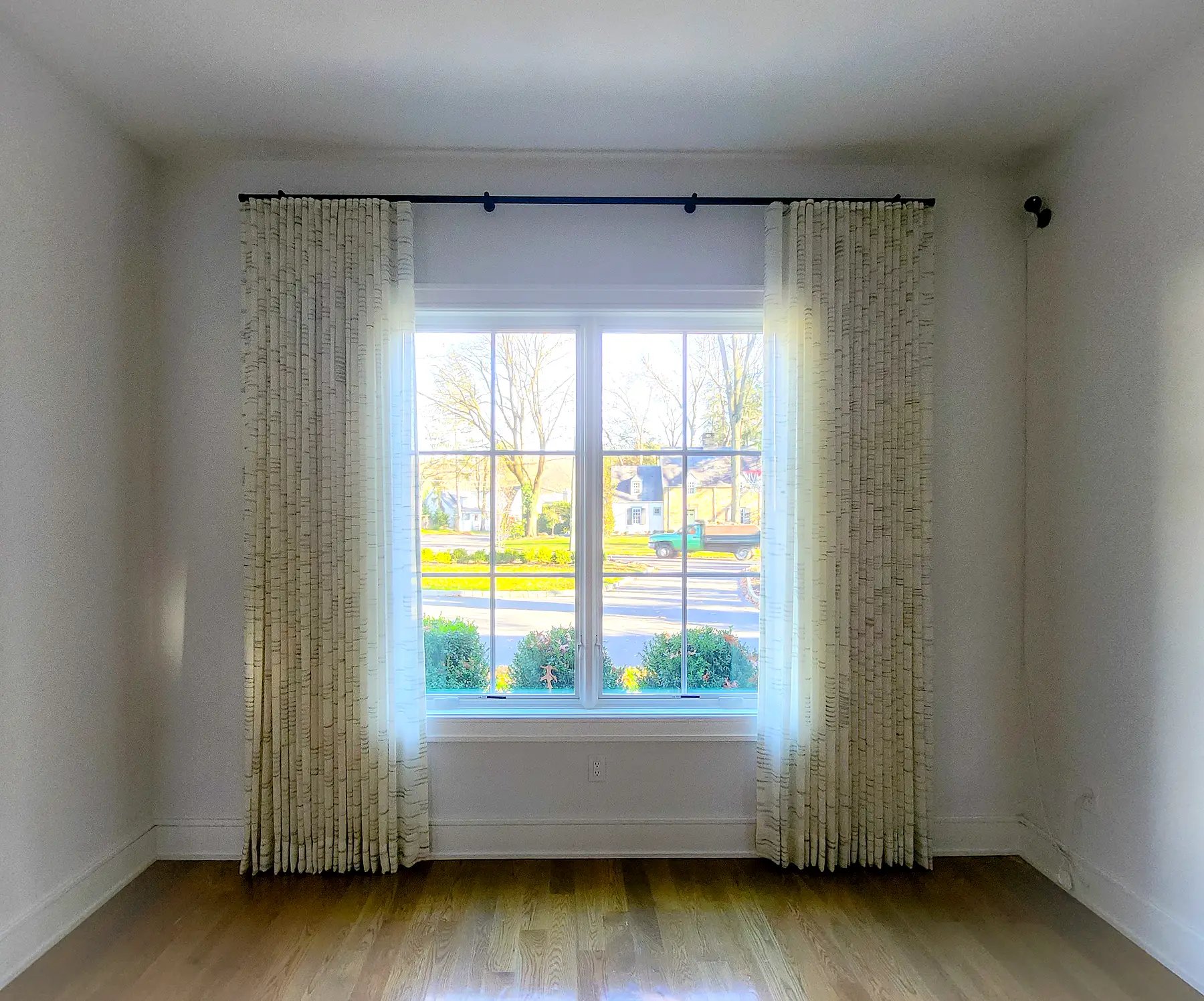 Custom Drapery & Curtains