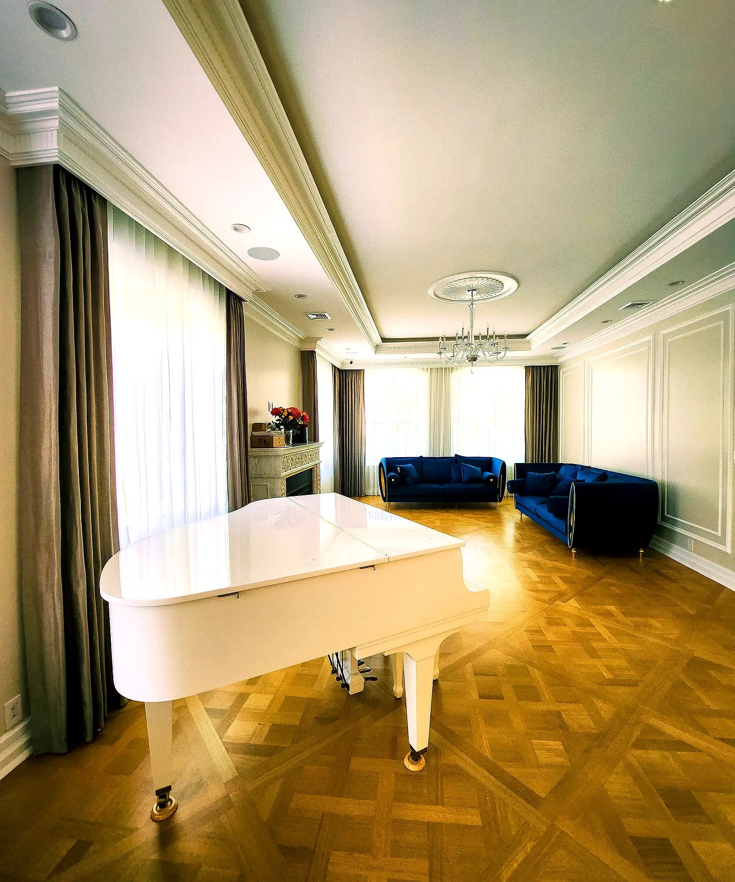 Custom Drapery & Curtains