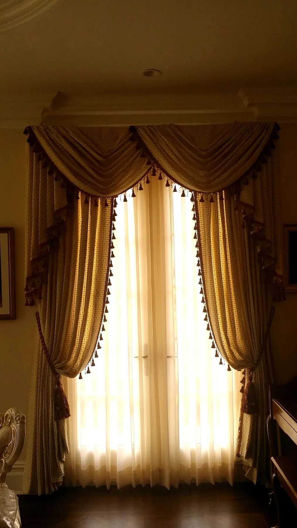 Custom Drapery & Curtains